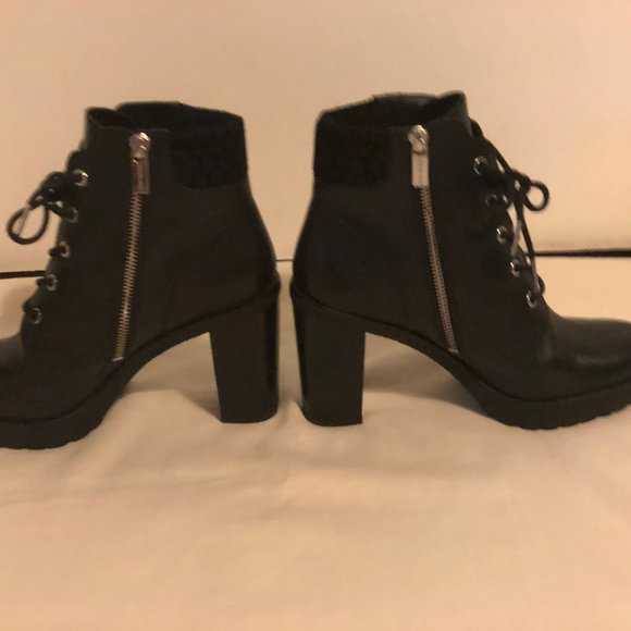 Michael Kors Zip up Boots - Picture 3 of 5
